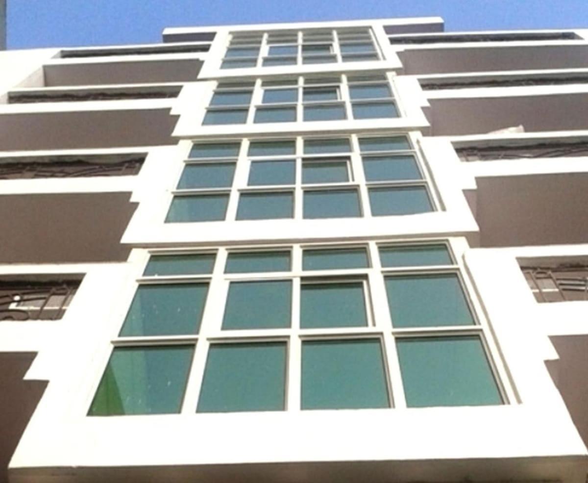 Charanpahari Hotel Ню Делхи Екстериор снимка